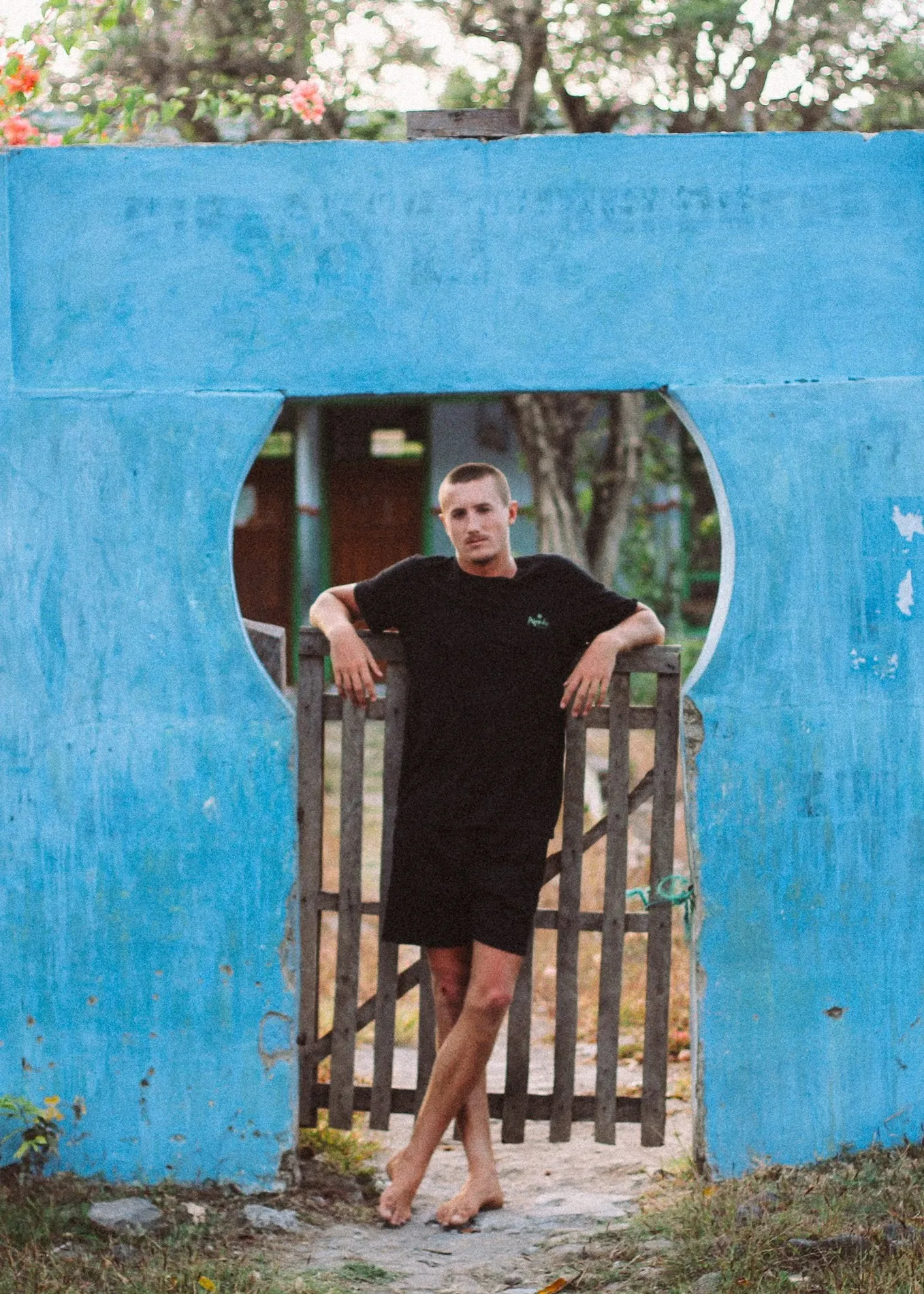 Afends Mens Revolution - Hemp Standard Fit Tee