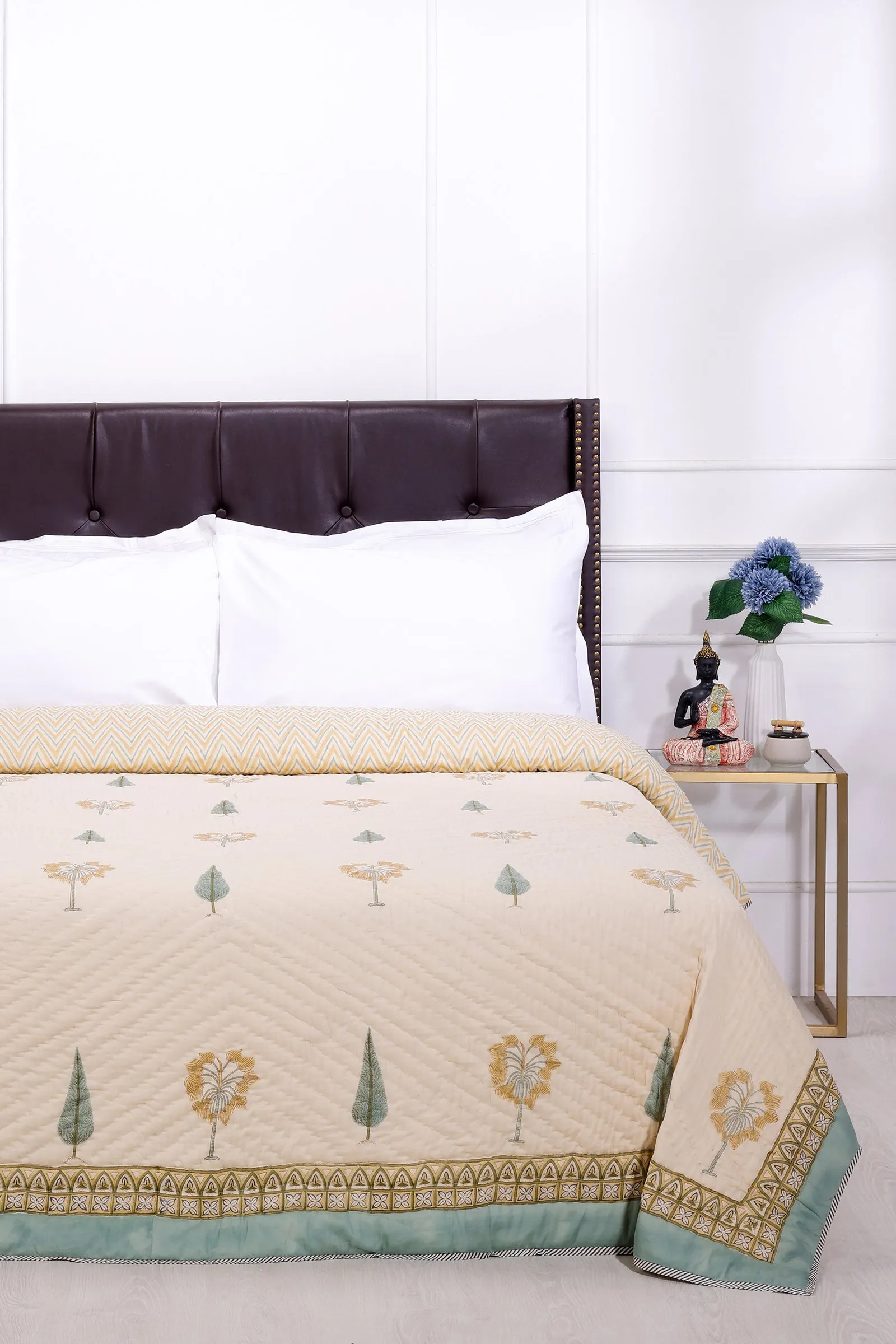 Arab Palm Hand Block Printed Offwhite Cotton Muslin Quilt
