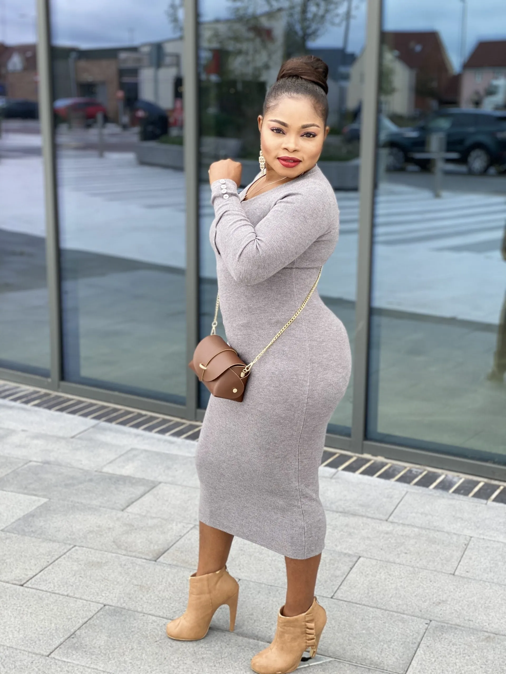 Body Con Button Knit Midi Dress -MLH