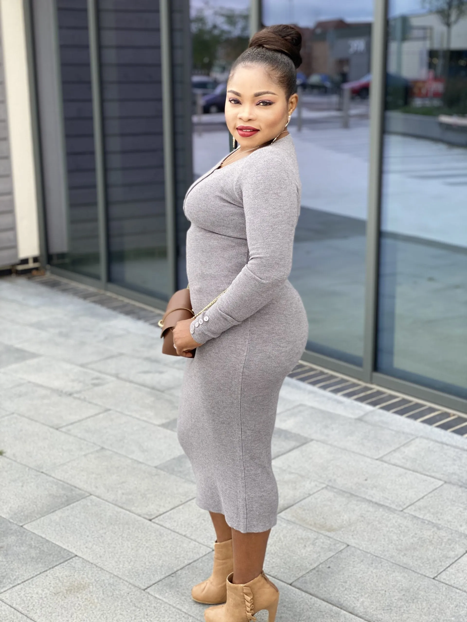 Body Con Button Knit Midi Dress -MLH