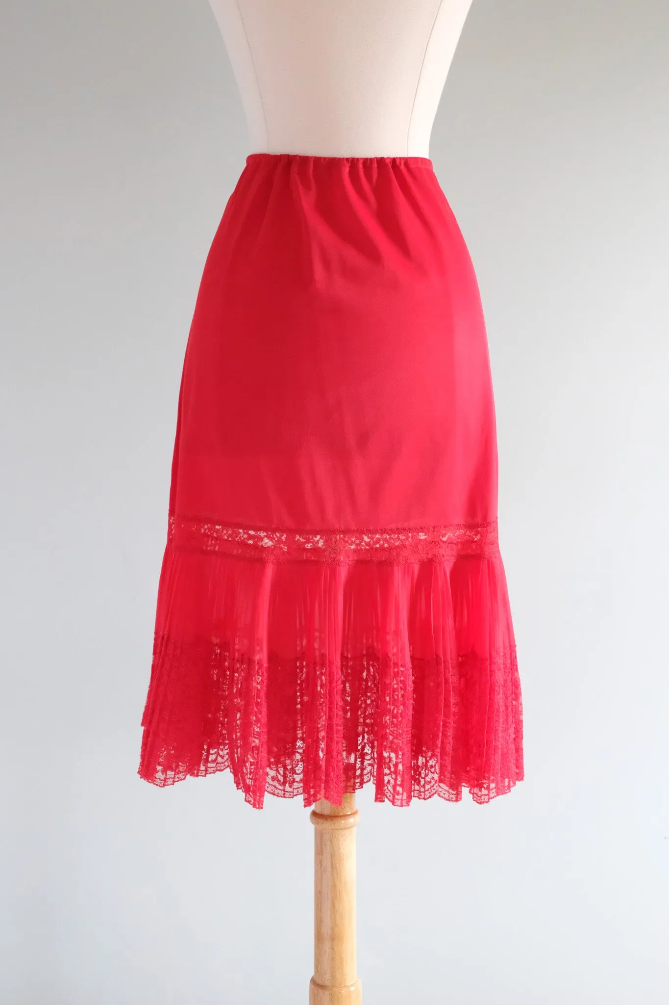Classic 1950's Crimson Red Vintage Lovelace Slip Skirt  / Sz M