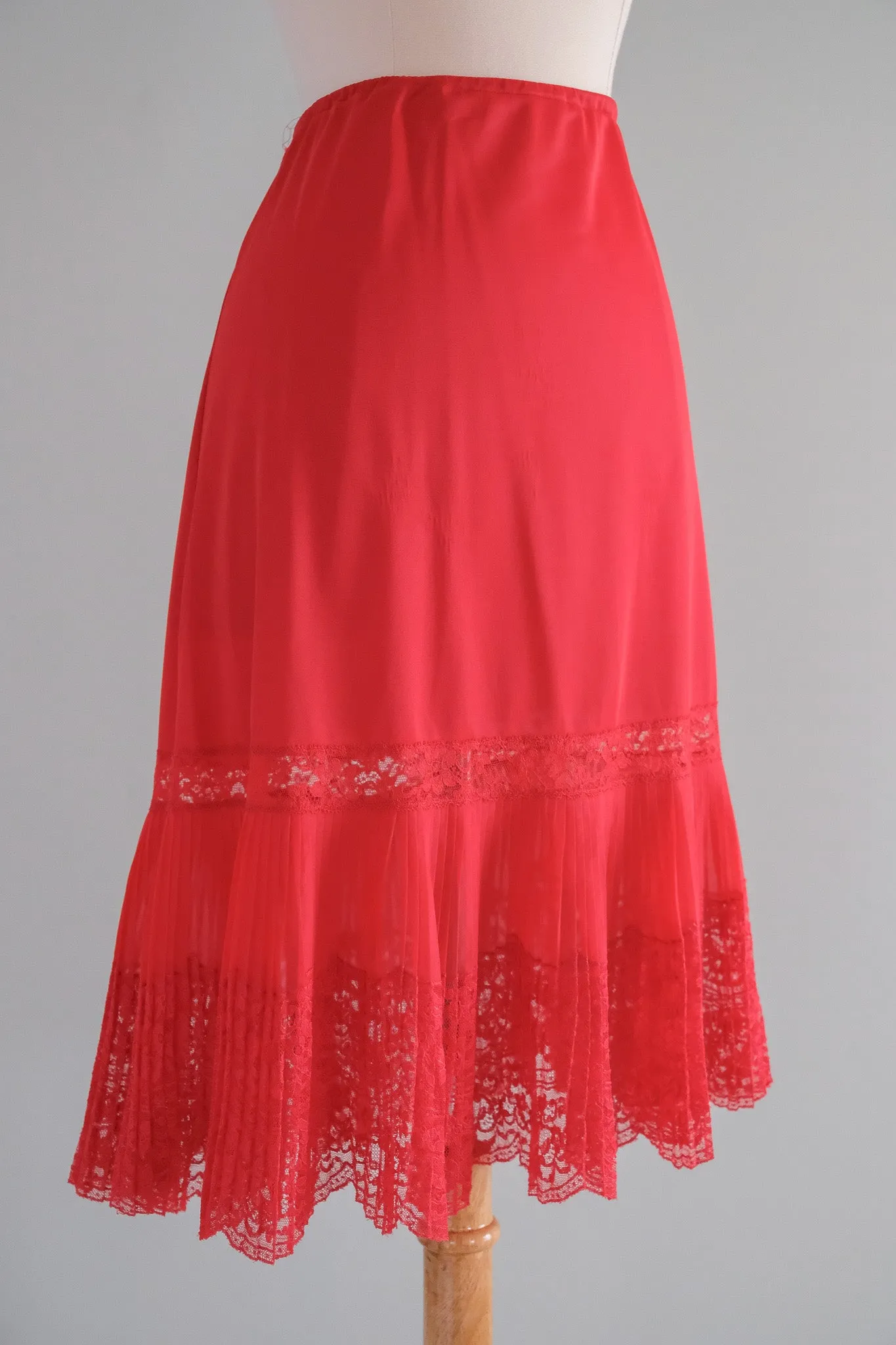 Classic 1950's Crimson Red Vintage Lovelace Slip Skirt  / Sz M