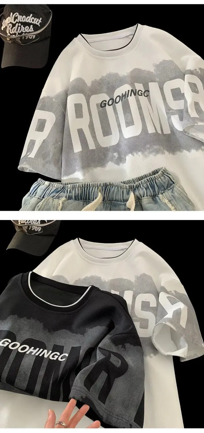 Fake two piece T shirt Men's Brand letters Loose round neck Heavy half sleeve.