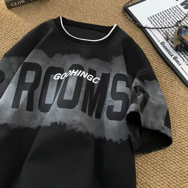 Fake two piece T shirt Men's Brand letters Loose round neck Heavy half sleeve.