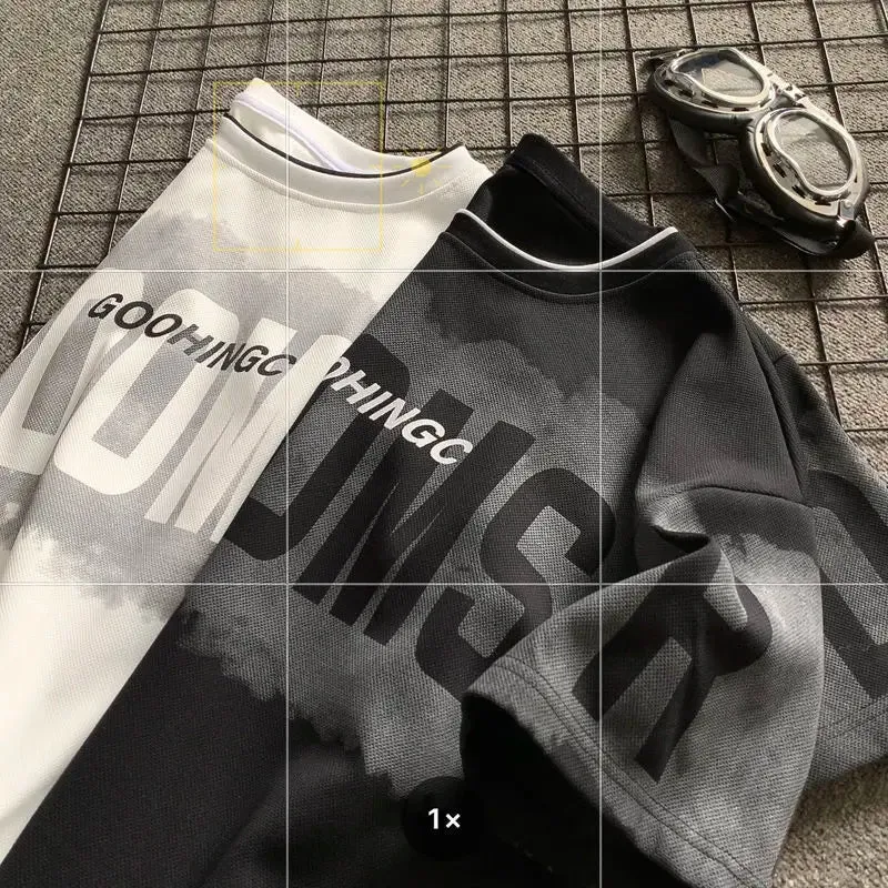 Fake two piece T shirt Men's Brand letters Loose round neck Heavy half sleeve.