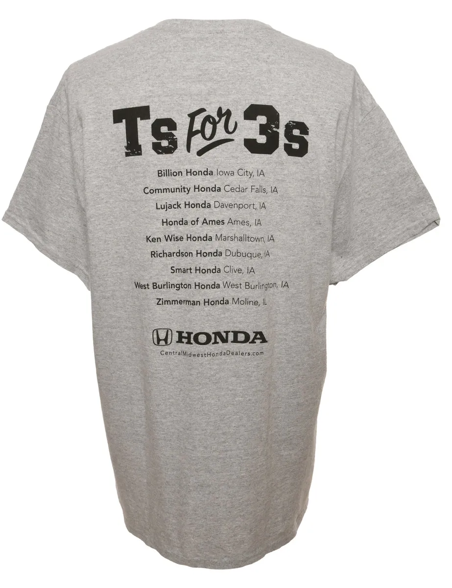 Gildan Hawkeys Basketball Sports T-shirt - M