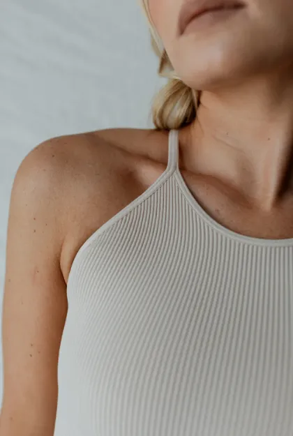 Happiness Runs Vintage Crop