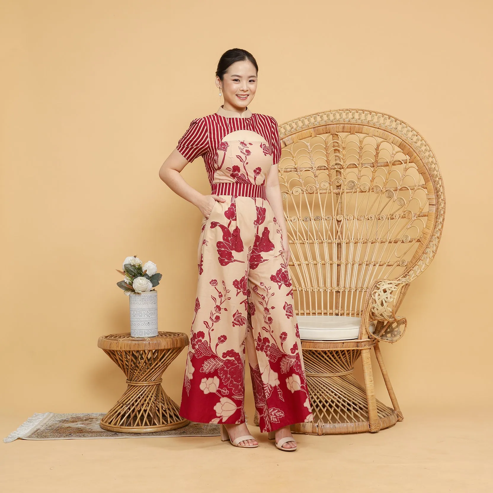Jumpsuit Resik Cream Red Flower