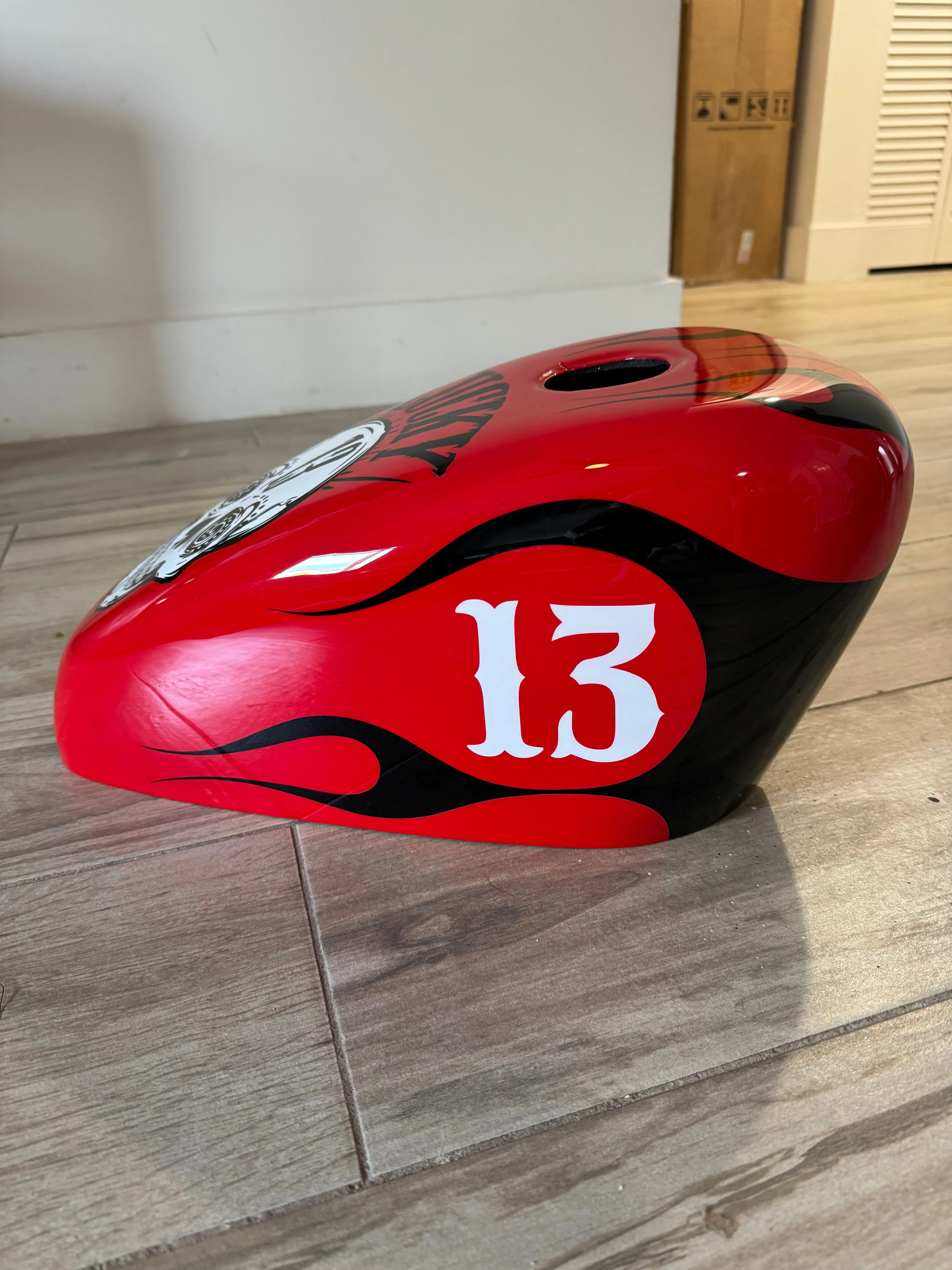 LUCKY 13 - FortyEight