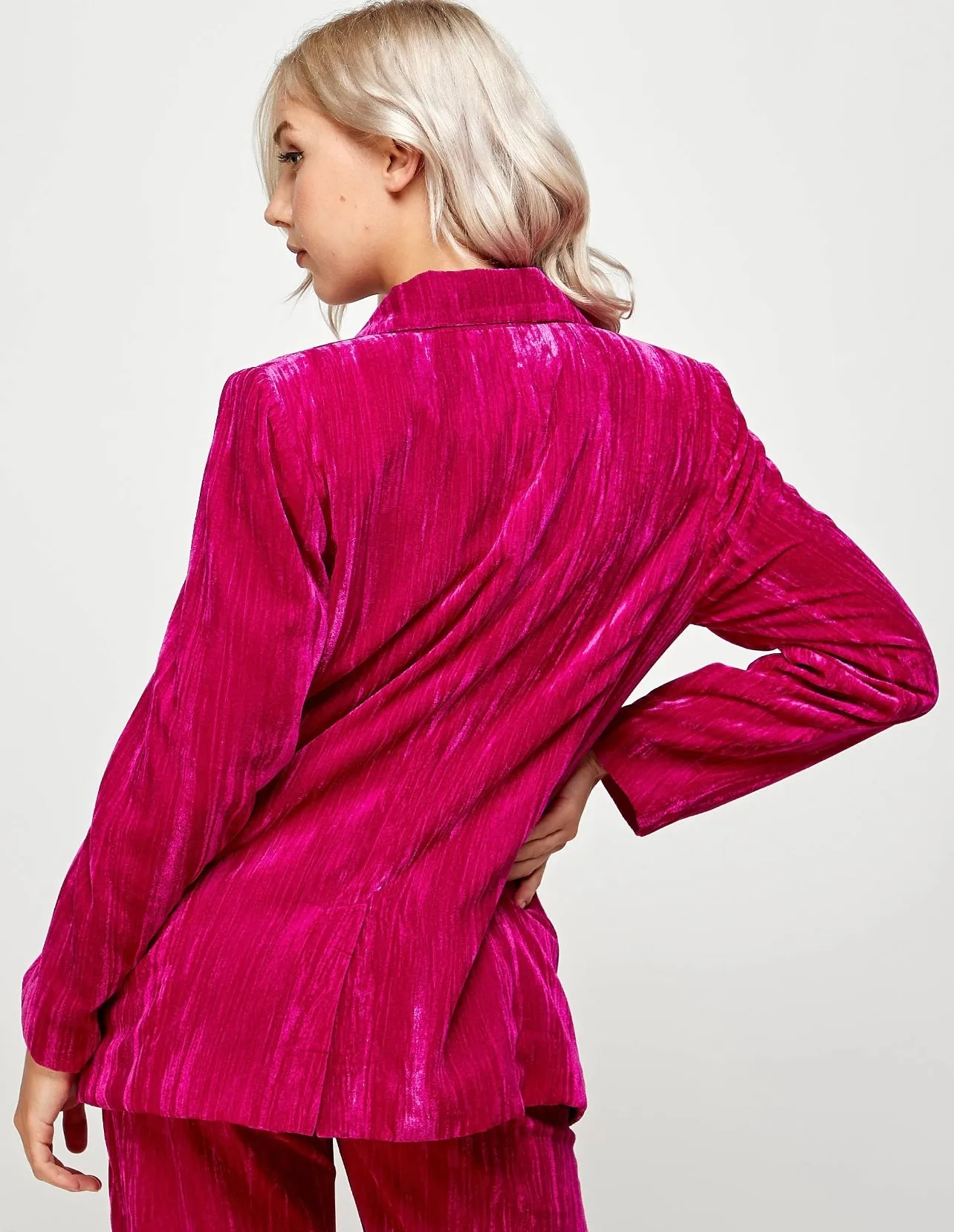 Magic Touch Crinkle Velvet Blazer