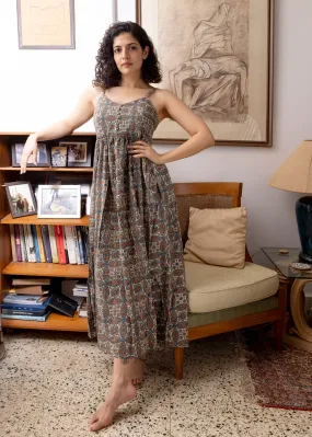 Nazaqat Slip dress