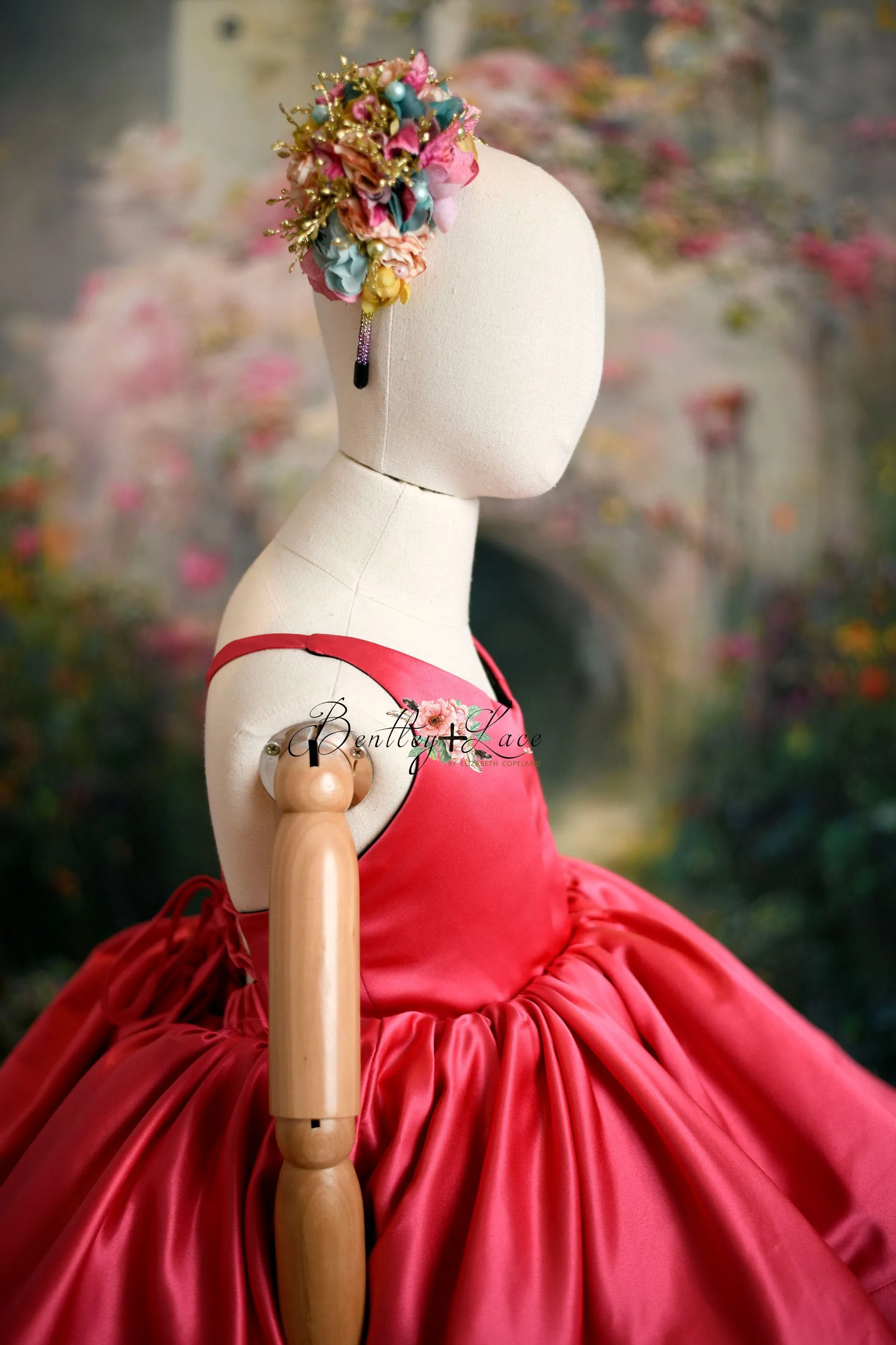 Reversible "Dolly" Pink/Black  Petal  Length Dress   Detach puff sleeves  (5 year- 6 year)