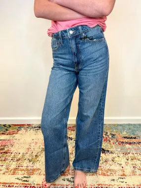 Sara High Waist Wide Leg Straight Jean - Medium Wash