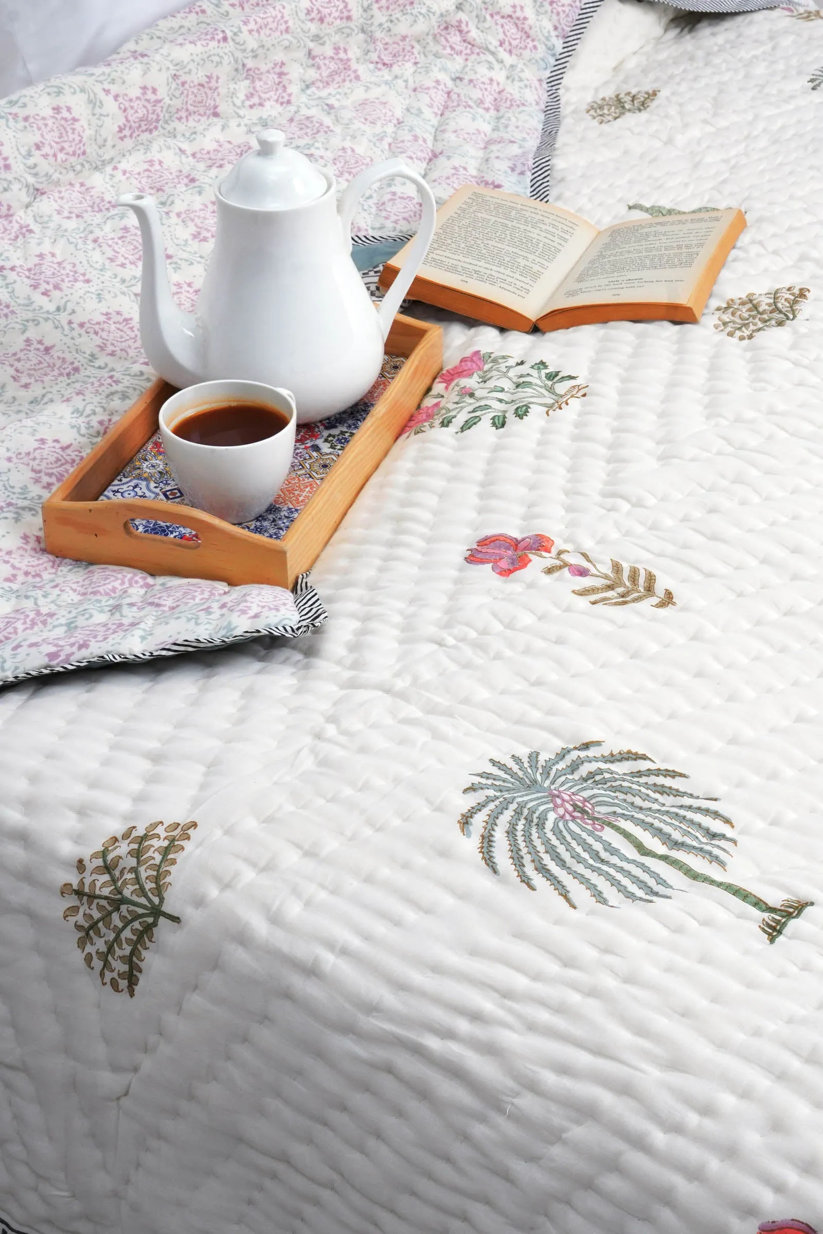 Shabnam Mughal Garden Cotton Muslin Quilt