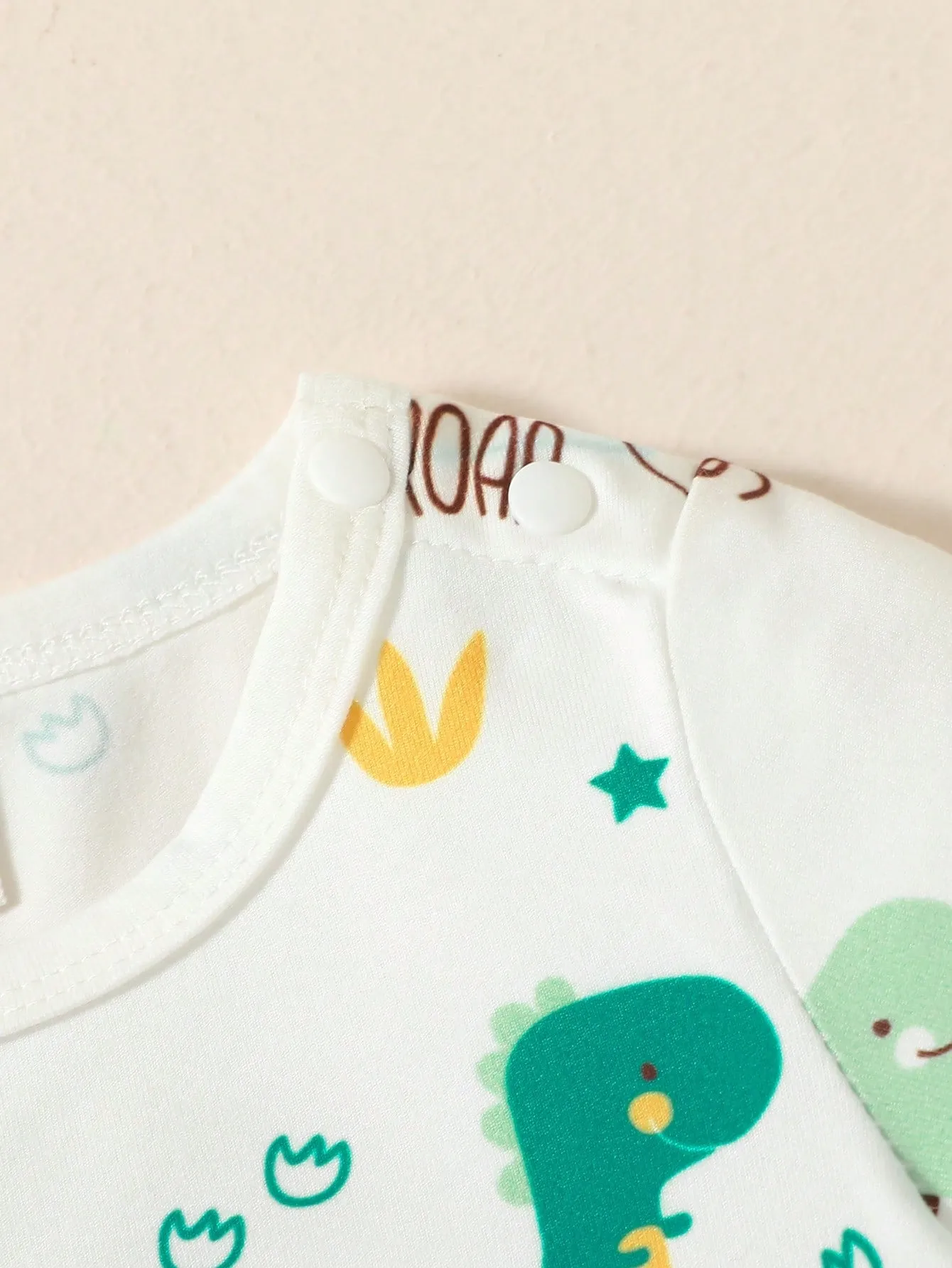 SHEIN Baby Boy Cartoon Dinosaur Print Tee & Striped Overall Romper