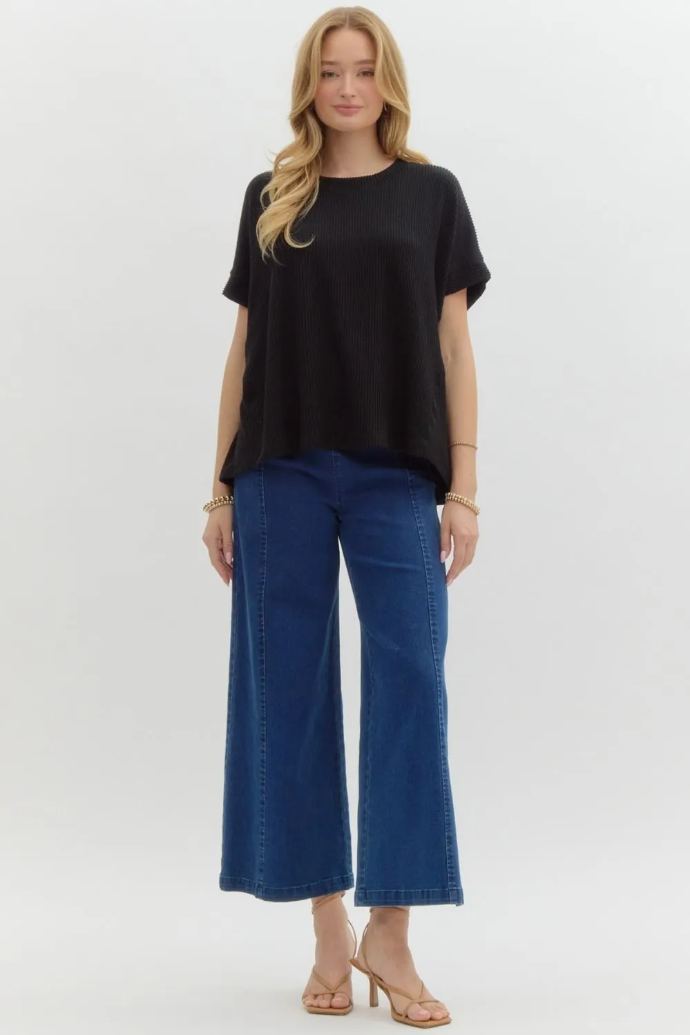 Short Sleeve Ribbed Top by Entro
