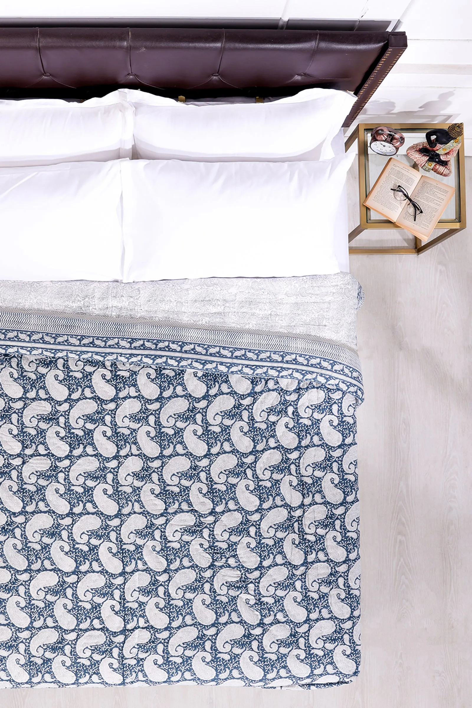 Sunderban Paisely Hand Block Printed Grey Cotton Muslin Quilt