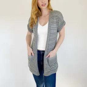 Urban Outfitters Silence   Noise Grey Knit Cardigan Small