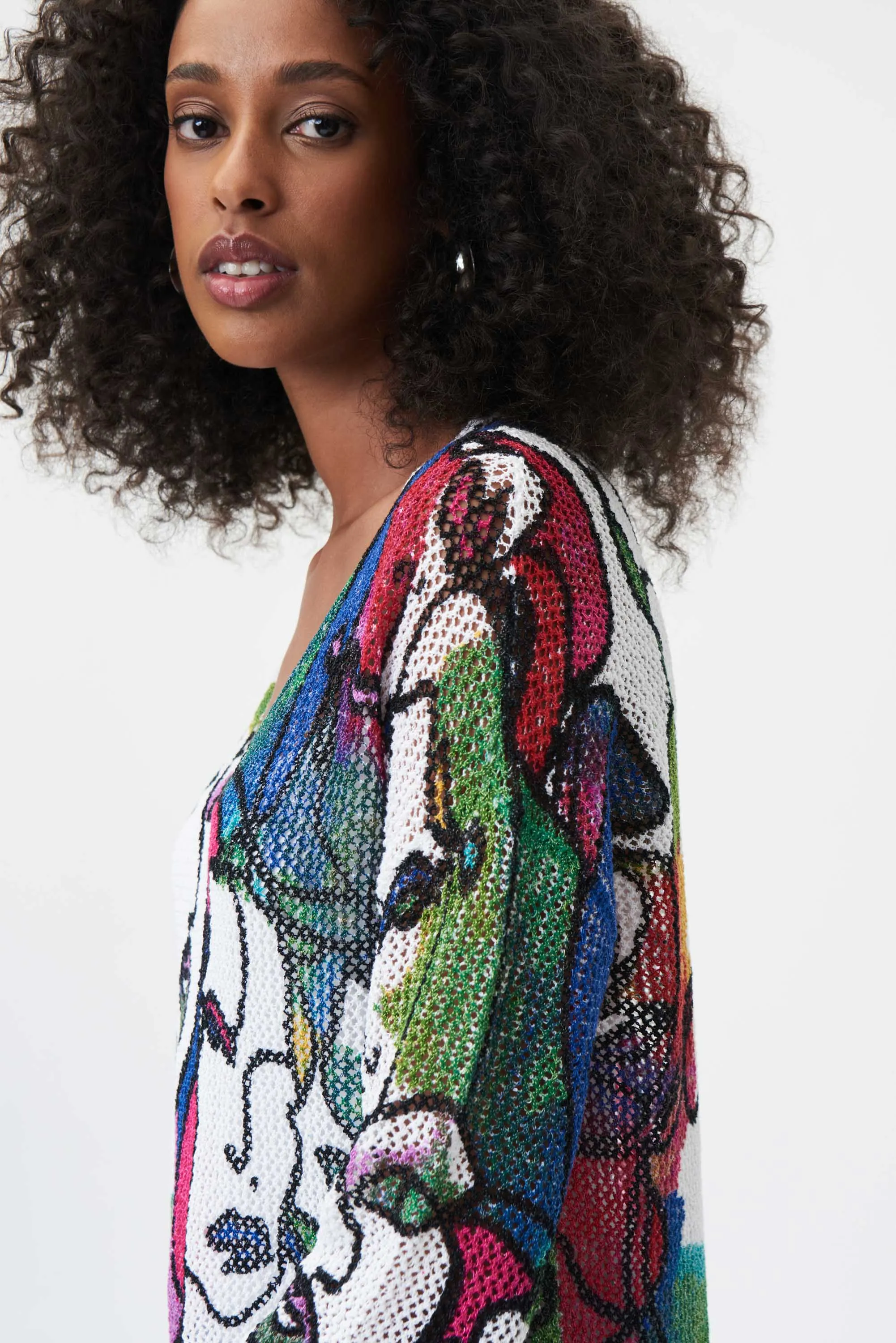 V-Shaped Face Print Top
