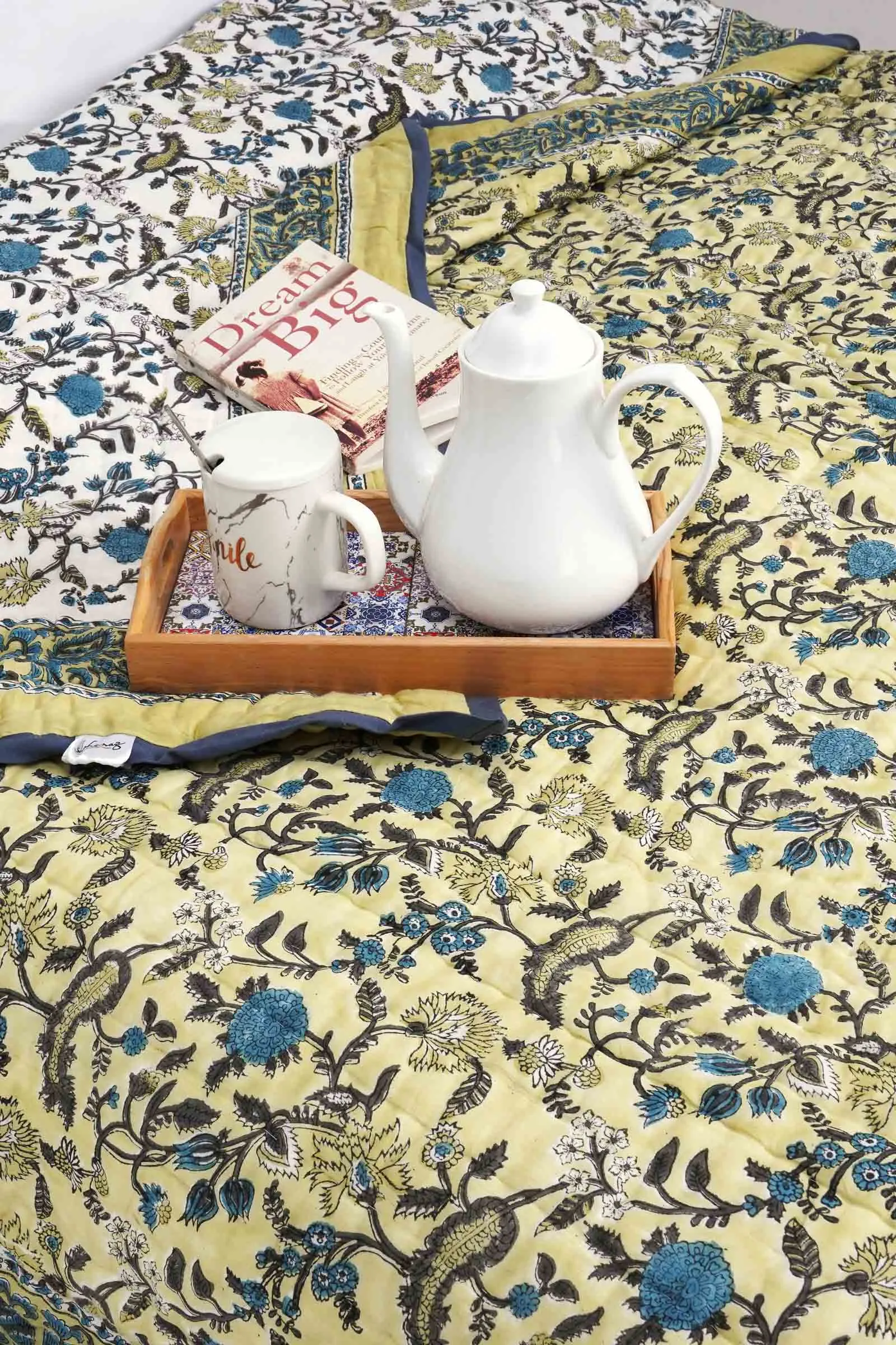 Vama Cotton Muslin Quilt