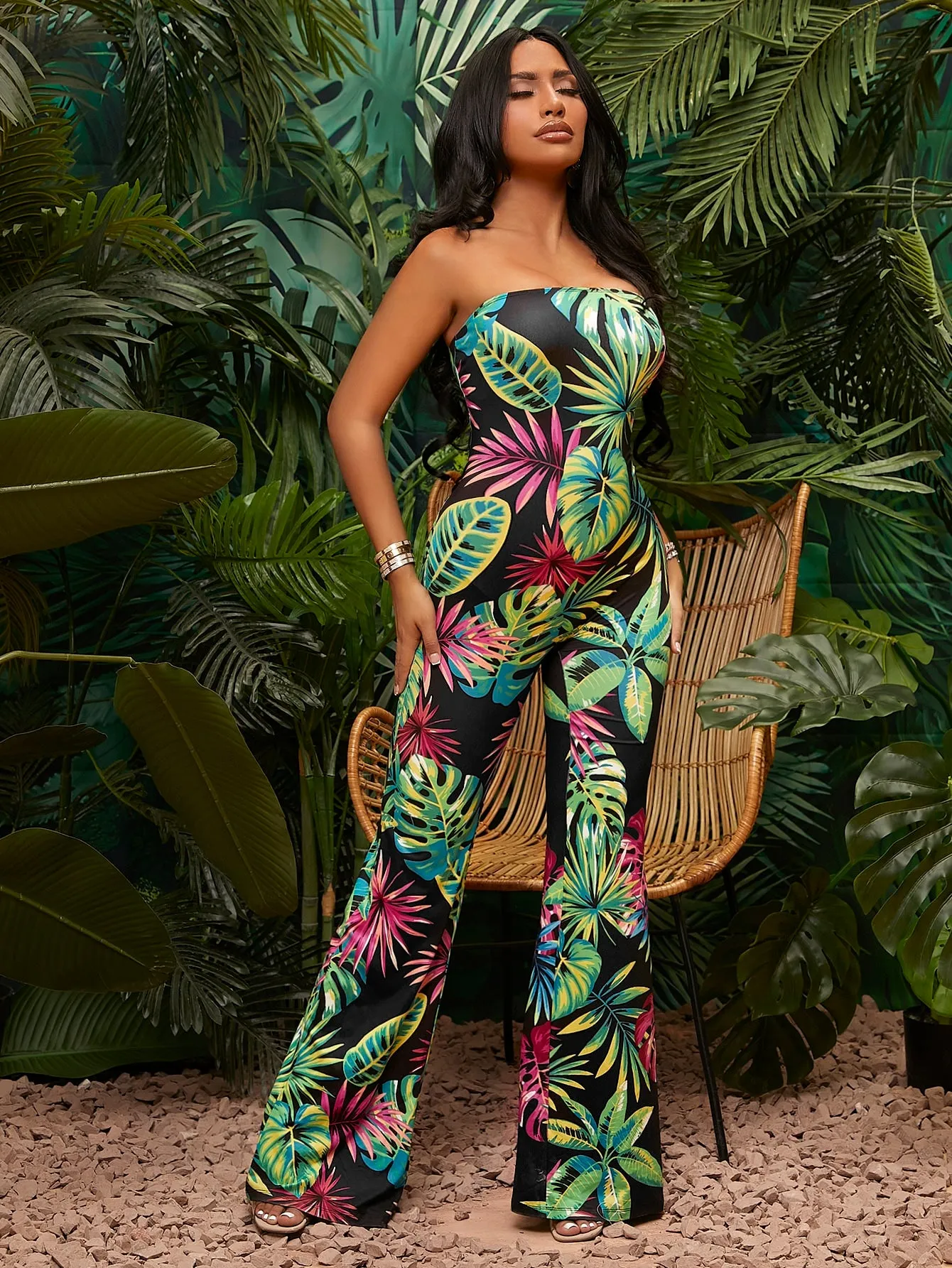 Women's Green Backless Flare Leg Jumpsuit